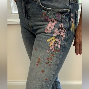 Zara Woman embroidered jeans